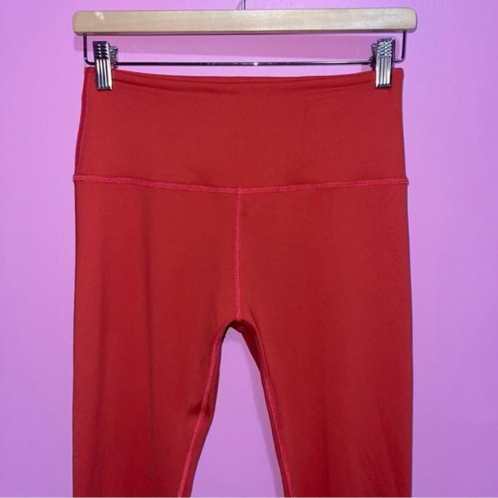 Beyond Yoga Leggings Women's Size Medium Scarlet Sun Orange High Waisted 7/8 - Picture 4 of 11